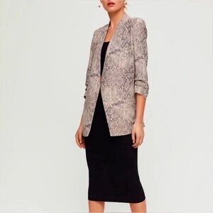 Aritzia Babaton Macauley Blazer